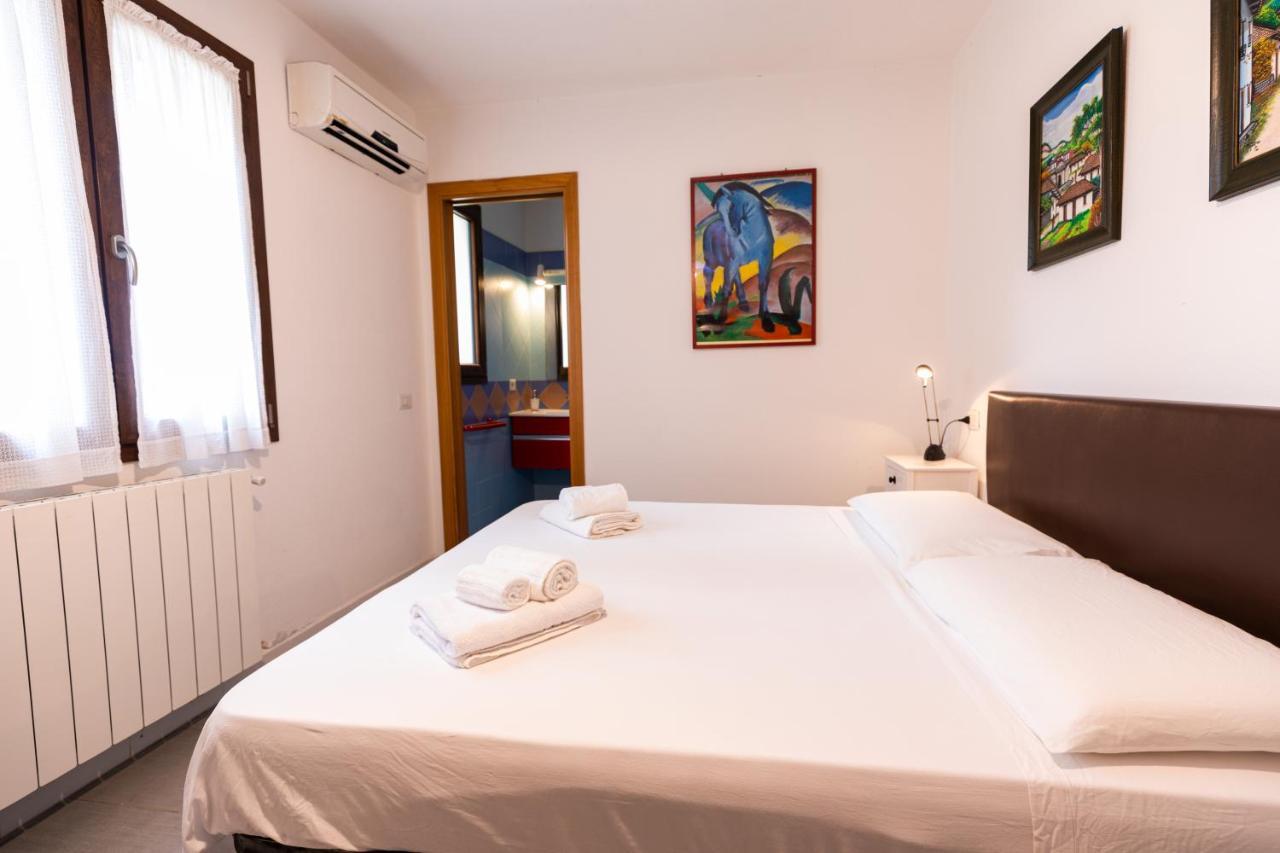 Theo'S Rooms Olbia Exterior photo